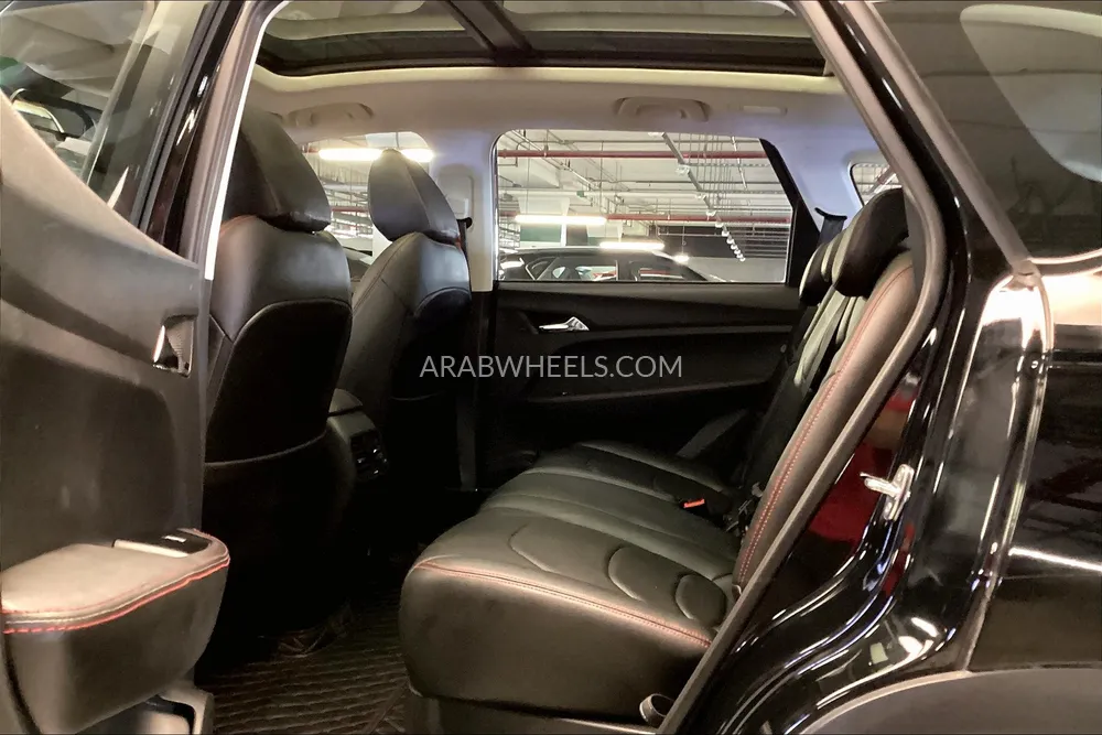 Chevrolet Captiva 2024 for Sale in Sharjah Image-25