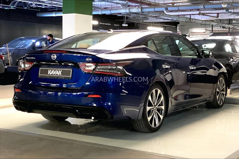Nissan Maxima 2021 for Sale in Dubai Image-2