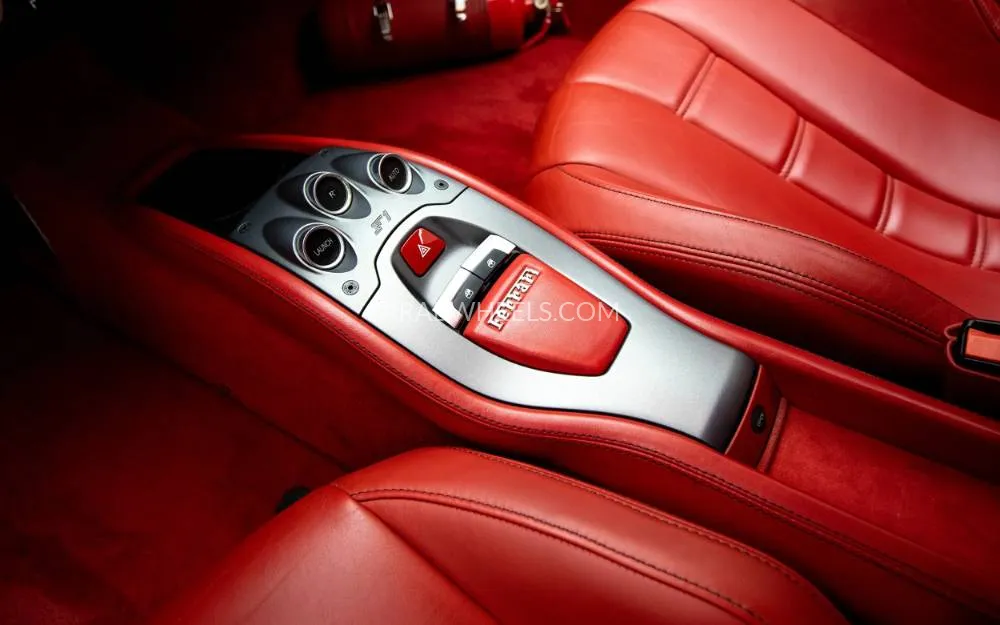 Ferrari 458 2014 for Sale in Dubai Image-13