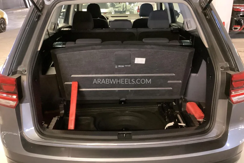 Volkswagen Teramont 2019 for Sale in Sharjah Image-28