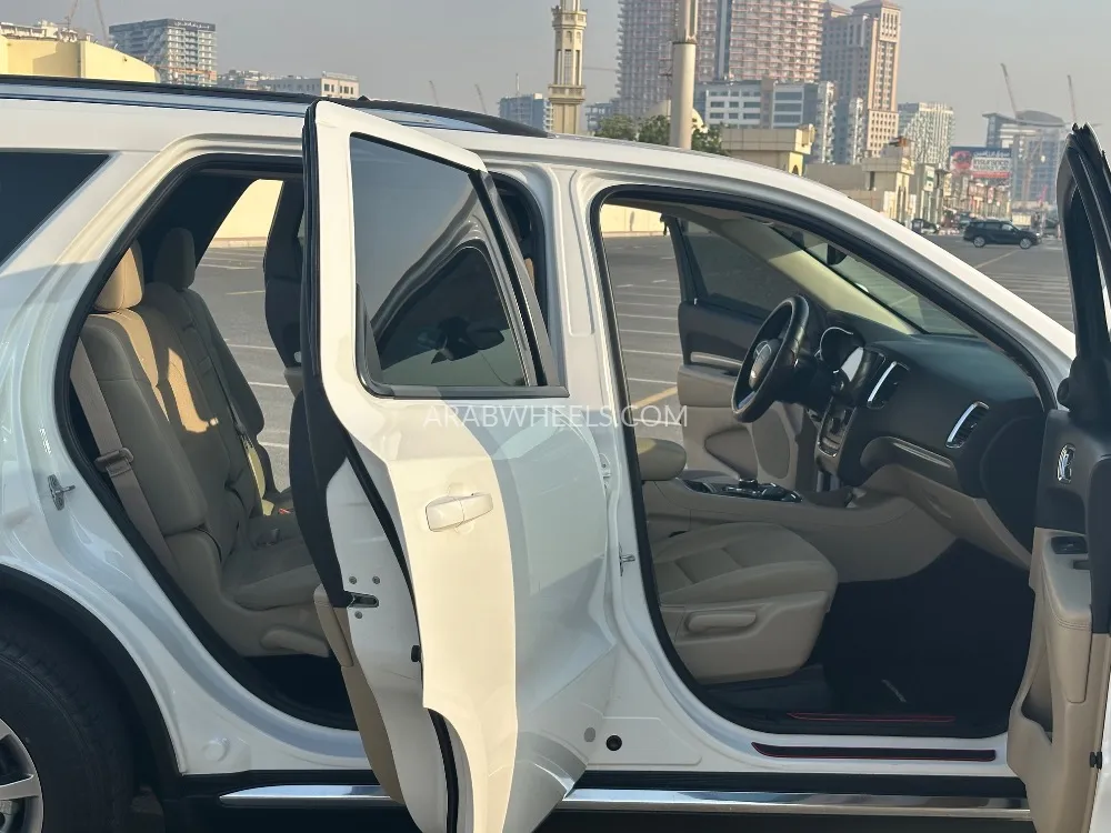 Dodge Durango 2017 for Sale in Dubai Image-5