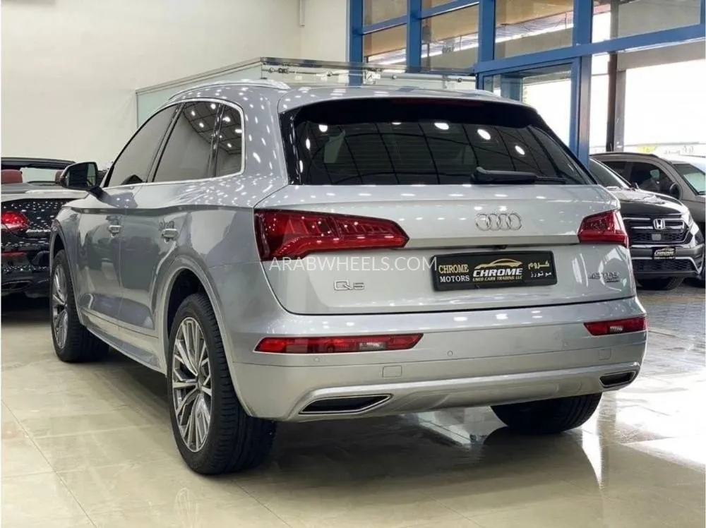 Audi Q5 2018 for Sale in Dubai Image-16