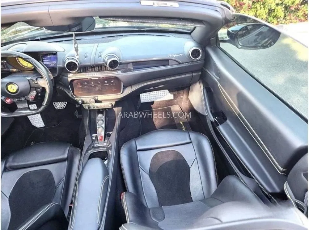Ferrari Portofino 2023 for Sale in Dubai Image-10
