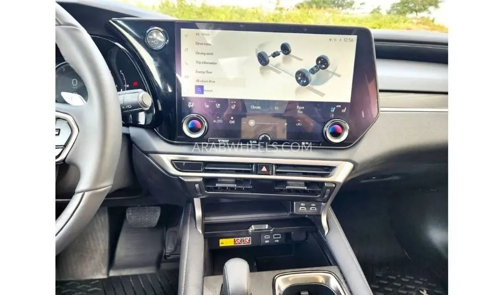 Lexus RX 2024 for Sale in Dubai Image-10