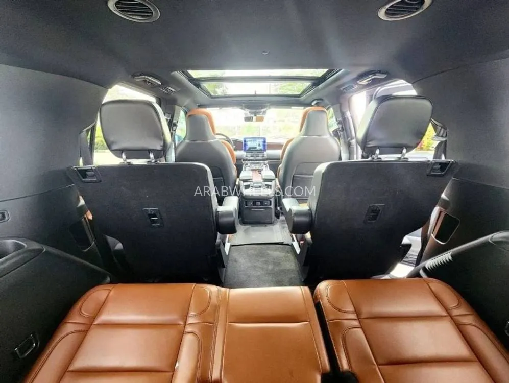 Lincoln Navigator 2022 for Sale in Dubai Image-16