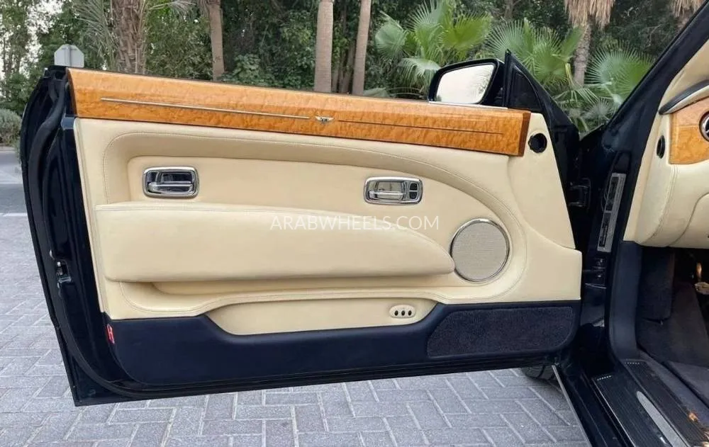 Bentley Azure 2008 for Sale in Dubai Image-4