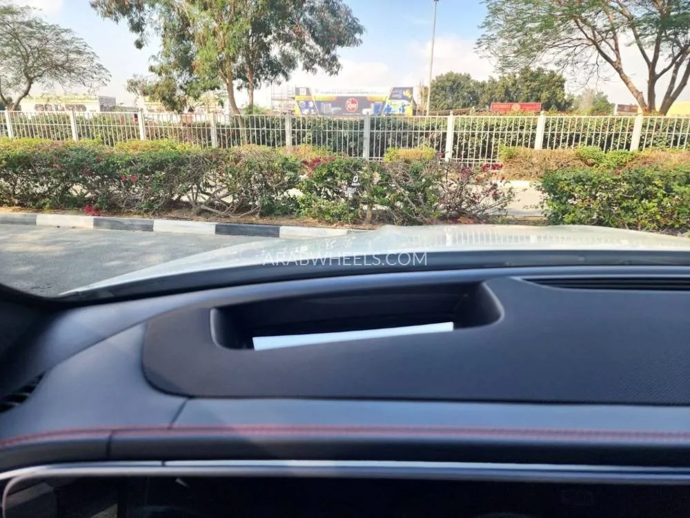 مرسيدس بنز GLE Class 2021 for Sale in دبي Image-14