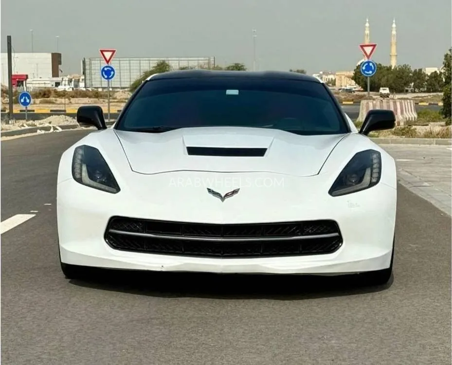 Chevrolet Corvette 2015 for Sale in Ajman Image-2