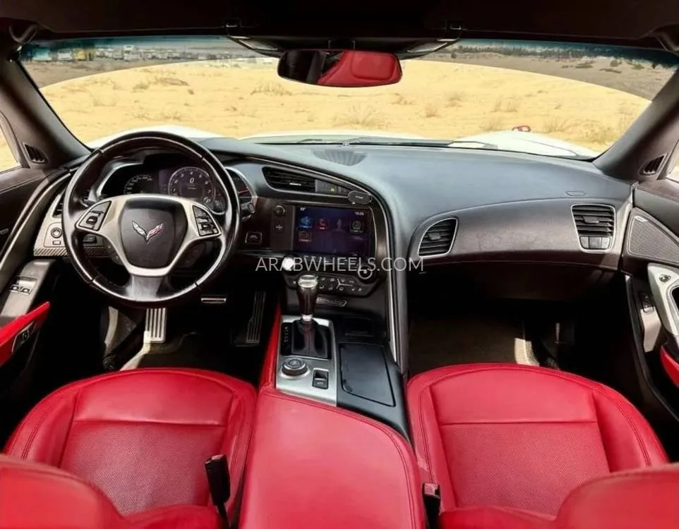 Chevrolet Corvette 2015 for Sale in Ajman Image-8