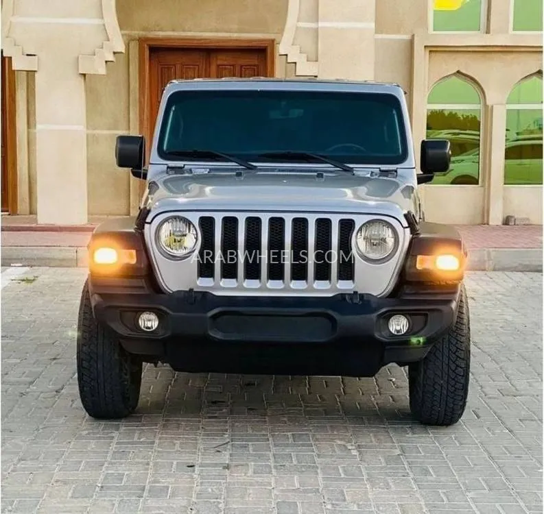 Jeep Wrangler 2018 for Sale in Ajman Image-2