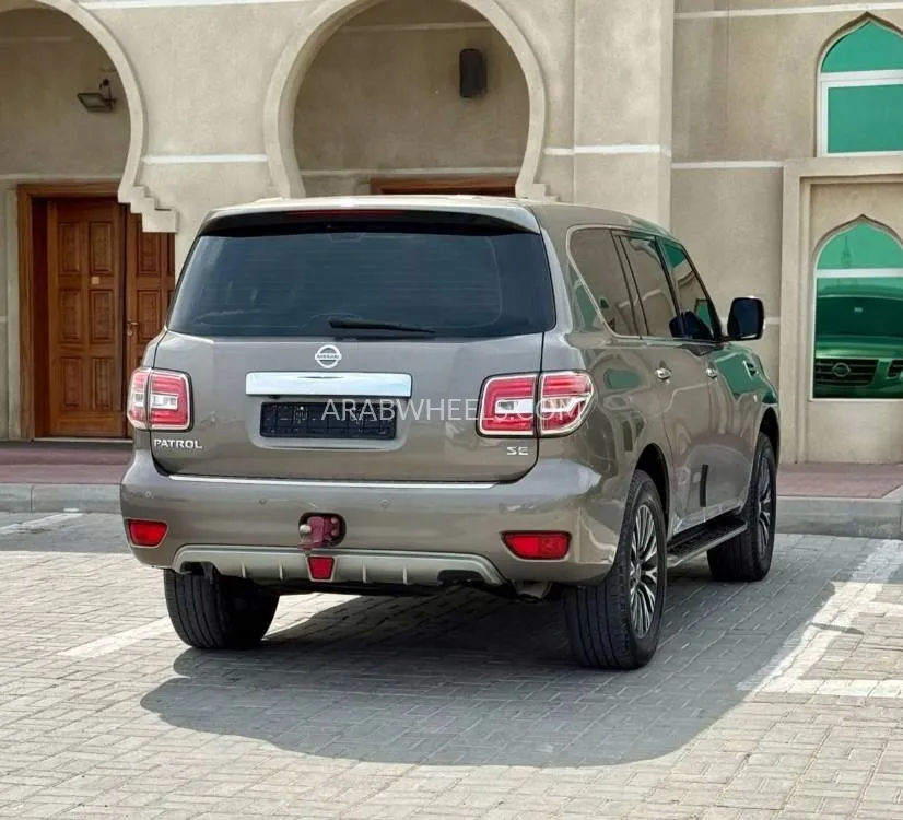 Nissan Patrol 2018 for Sale in Ajman Image-12