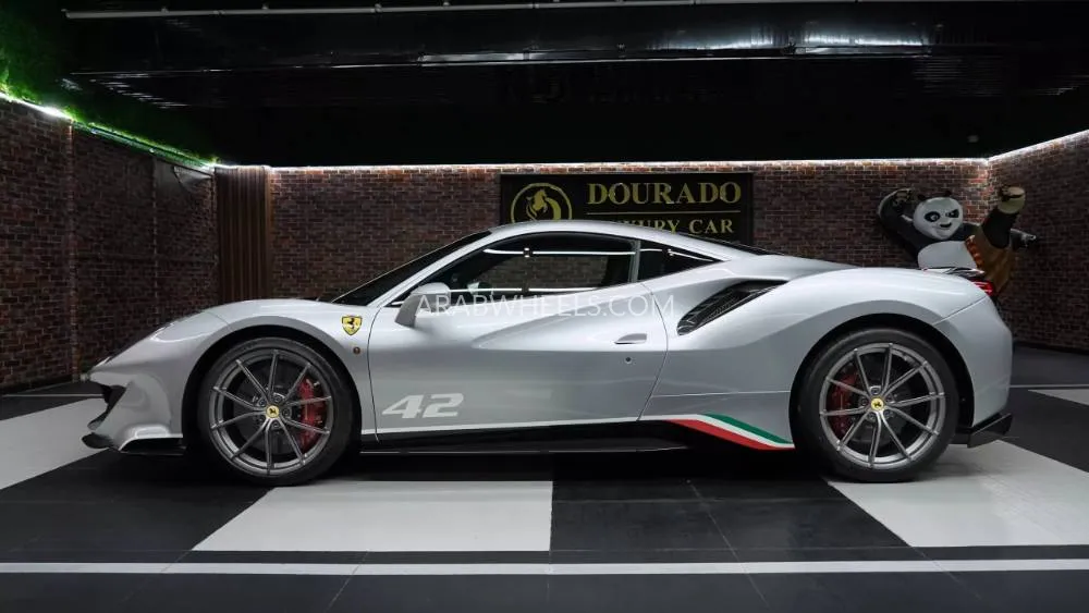 Ferrari 488 2020 for Sale in Dubai Image-6
