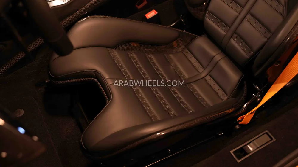 Ferrari SF90 Spider 2022 for Sale in Dubai Image-11