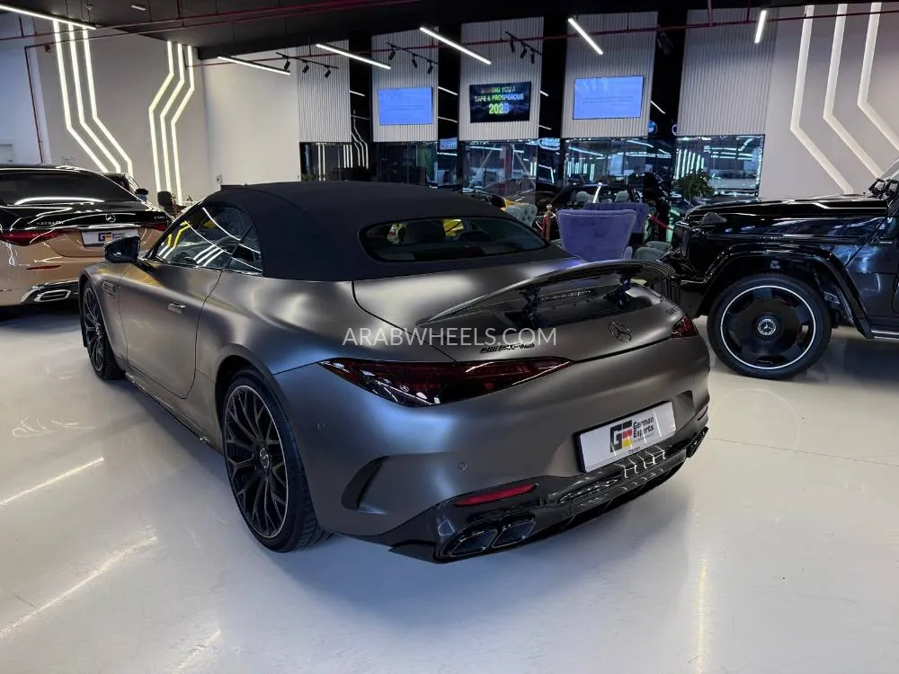 Mercedes Benz SL Class 2023 for Sale in Dubai Image-10