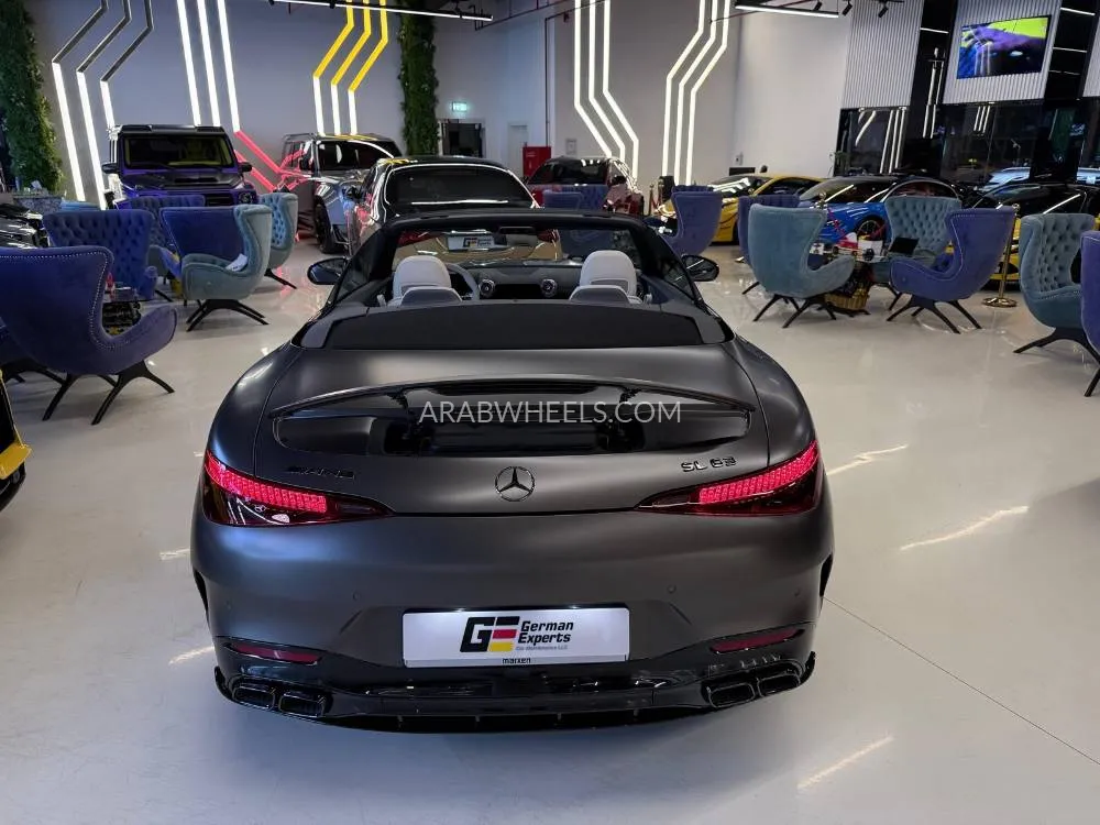 Mercedes Benz SL Class 2023 for Sale in Dubai Image-11