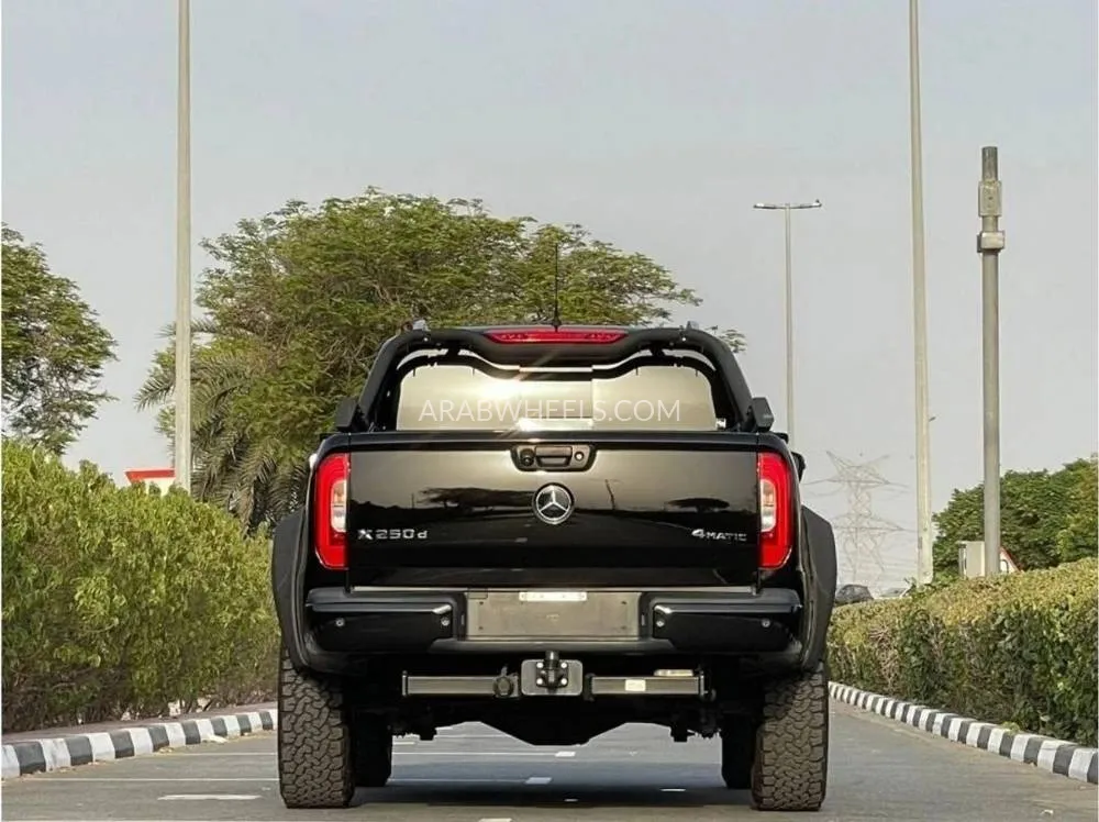 Mercedes Benz X Class 2022 for Sale in Dubai Image-19
