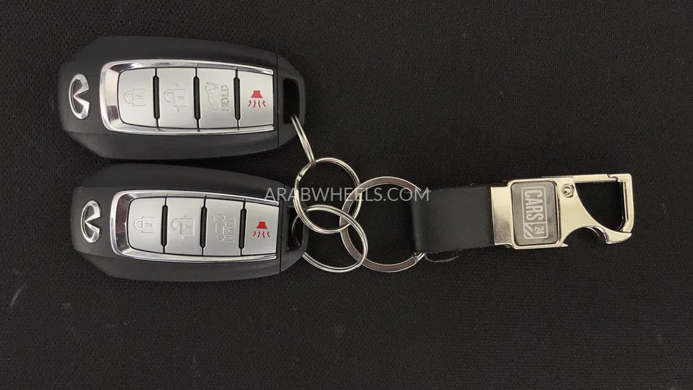 Infiniti QX60 2020 for Sale in Dubai Image-31