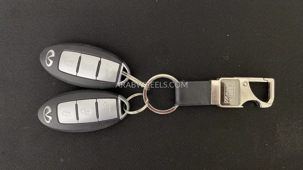 Infiniti QX50 2020 for Sale in Dubai Image-28