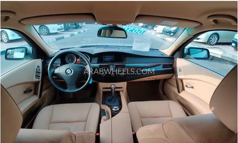 BMW 5 series 2006 for Sale in Sharjah Image-3