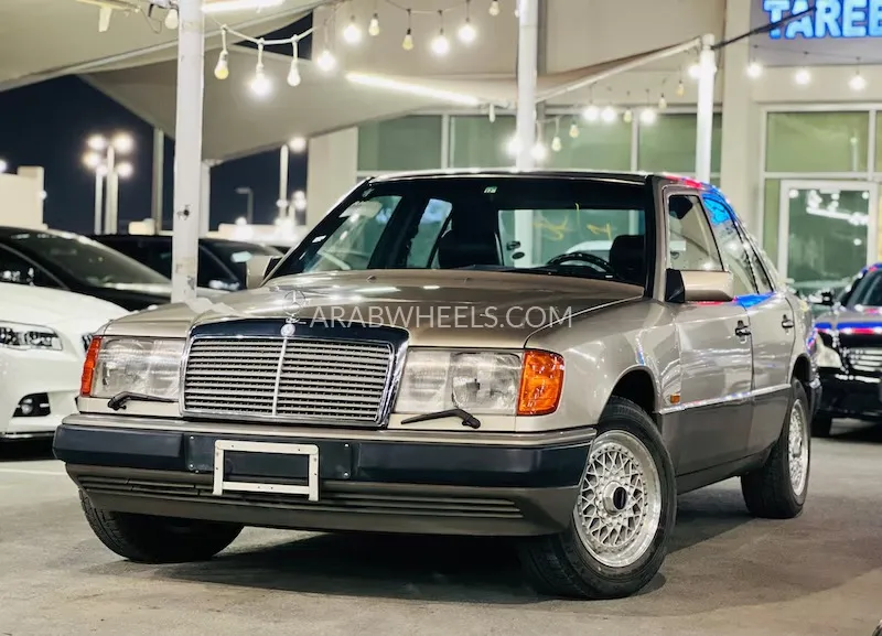 Mercedes Benz E Class 1991 for Sale in Sharjah Image-3