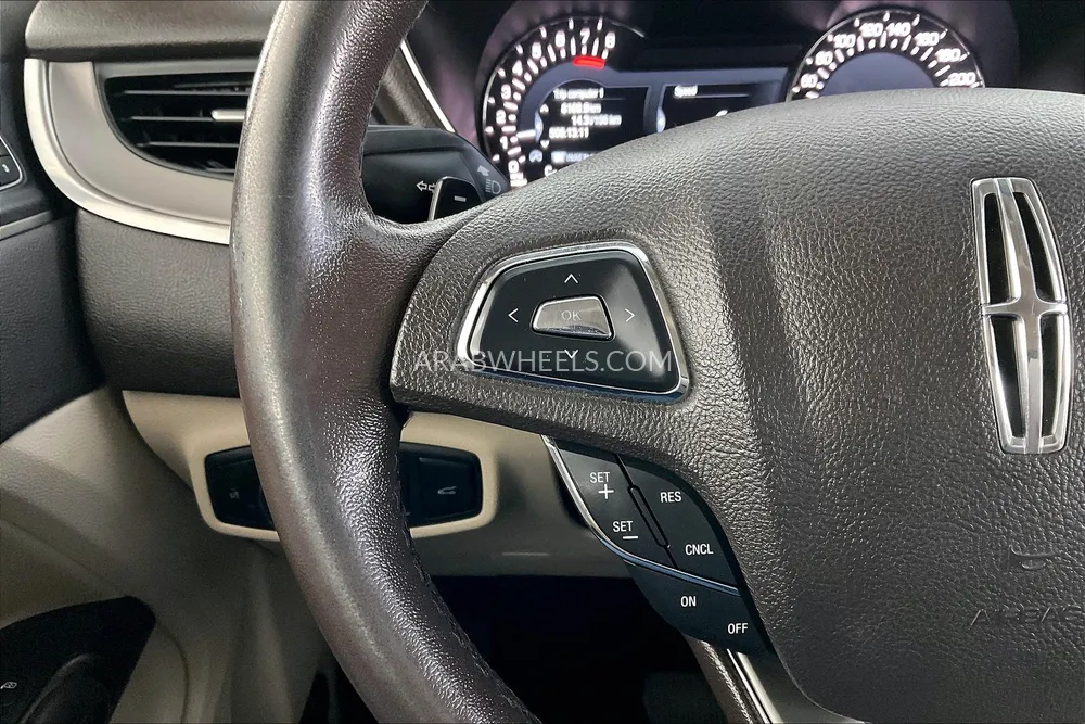 Lincoln MKC 2019 for Sale in Sharjah Image-17