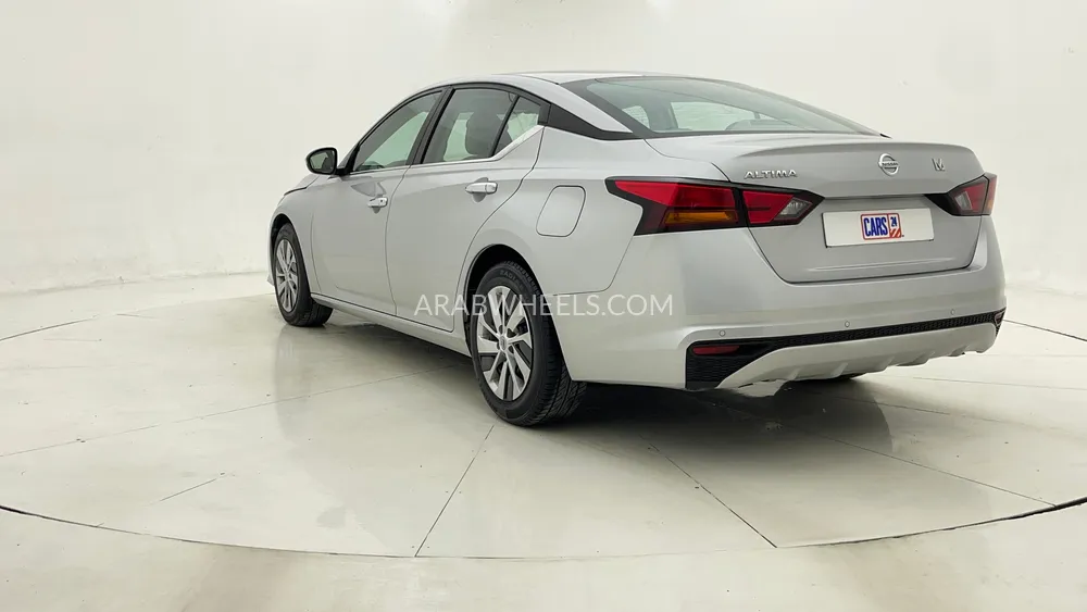 Nissan Altima 2021 for Sale in Dubai Image-5