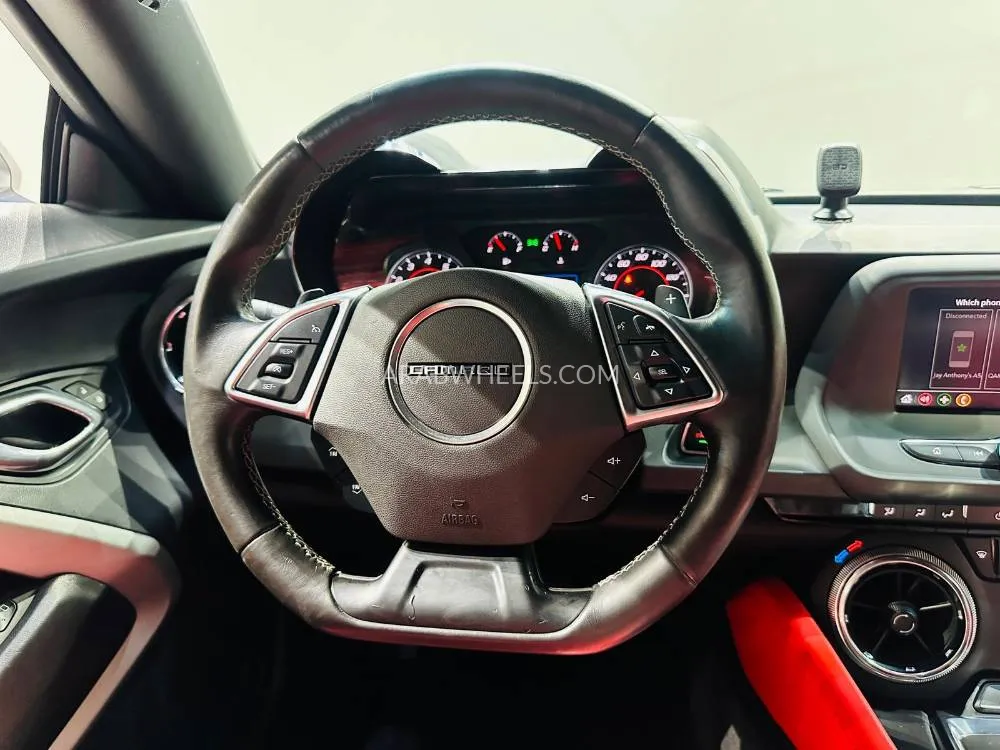 Chevrolet Camaro 2020 for Sale in Dubai Image-7
