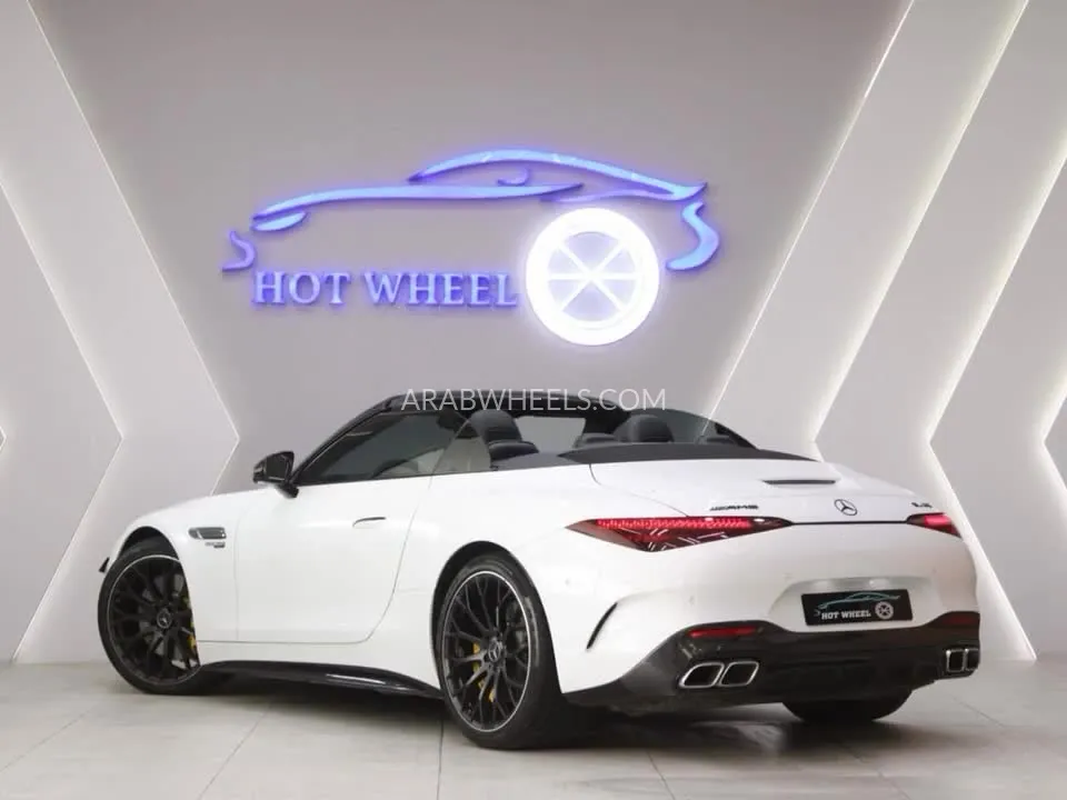 Mercedes Benz SL Class 2023 for Sale in Dubai Image-2