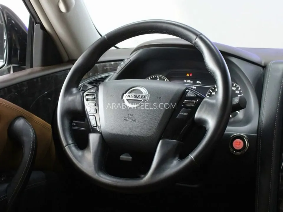 Nissan Patrol 2021 for Sale in Dubai Image-7