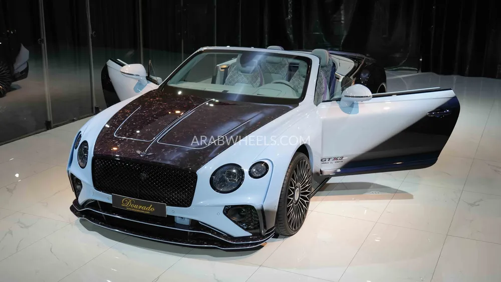 Bentley Continental GTC 2023 for Sale in Dubai Image-17