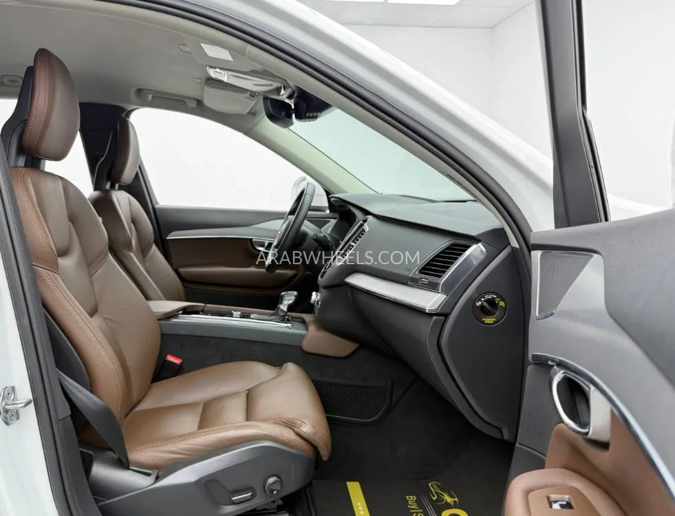 Volvo XC90 2020 for Sale in Dubai Image-13