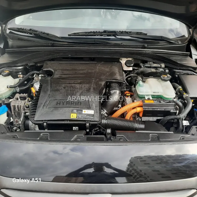 Hyundai Ioniq 2016 for Sale in Dubai Image-14
