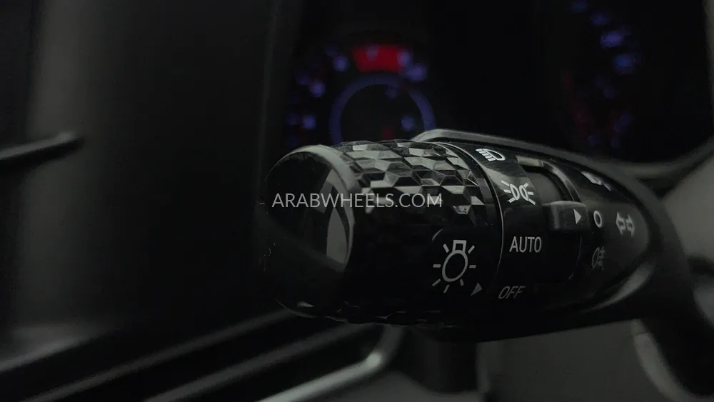 Hyundai Elantra 2022 for Sale in Dubai Image-33