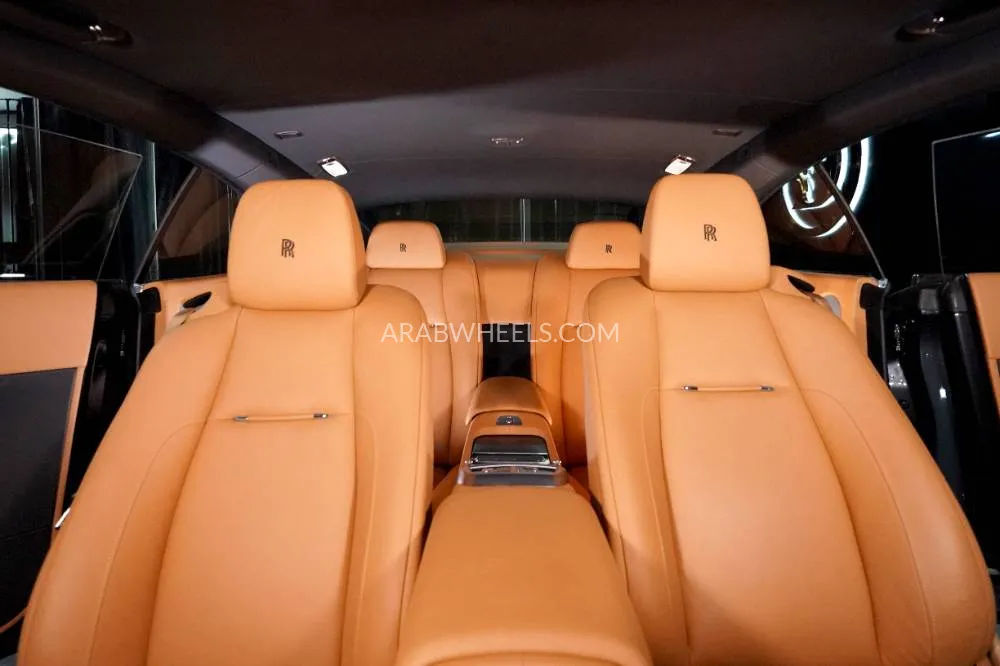 Rolls Royce Wraith 2020 for Sale in Dubai Image-18