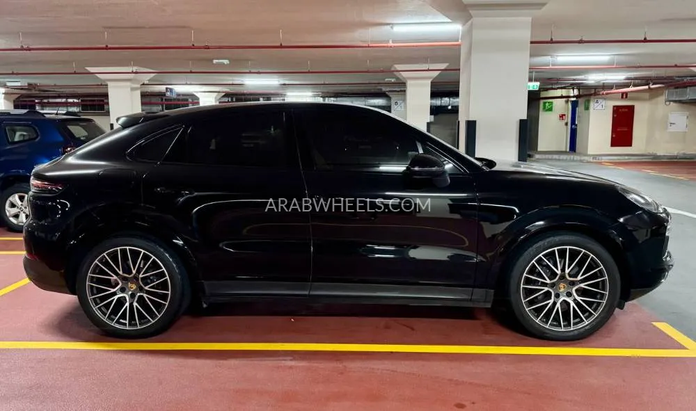 Porsche Cayenne 2021 for Sale in Dubai Image-4