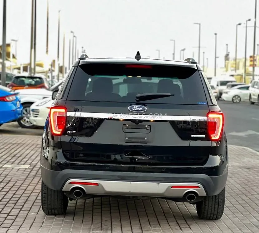 Ford Explorer 2016 for Sale in Dubai Image-4