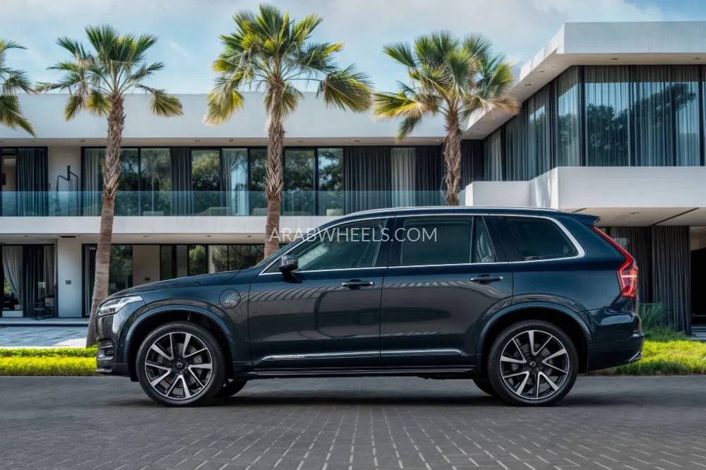 Volvo XC90 2022 for Sale in Dubai Image-4