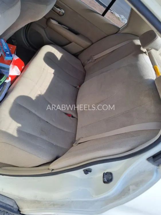 نيسان تييدا 2009 for Sale in الشارقة Image-12