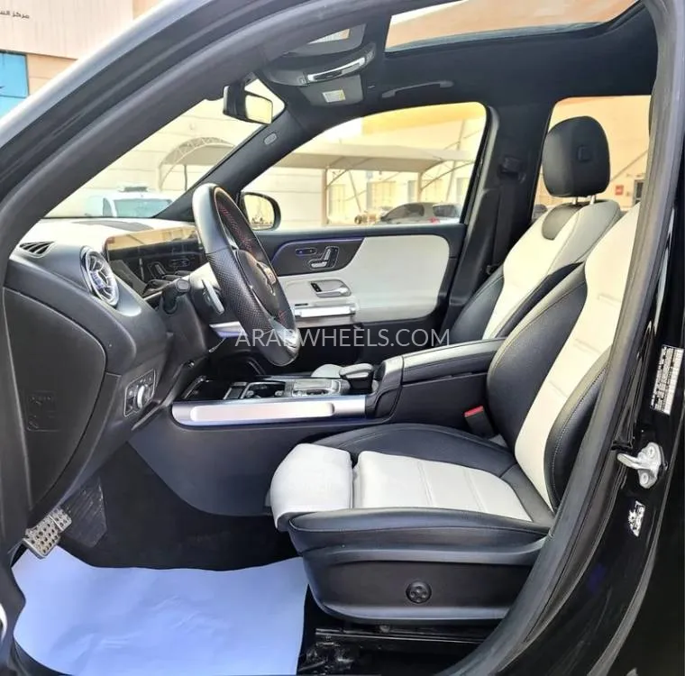 Mercedes Benz GLB 2020 for Sale in Sharjah Image-5