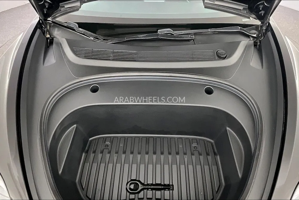 تسلا موديل 3 2021 for Sale in الشارقة Image-18