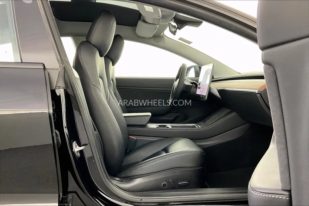 تسلا موديل 3 2021 for Sale in الشارقة Image-24