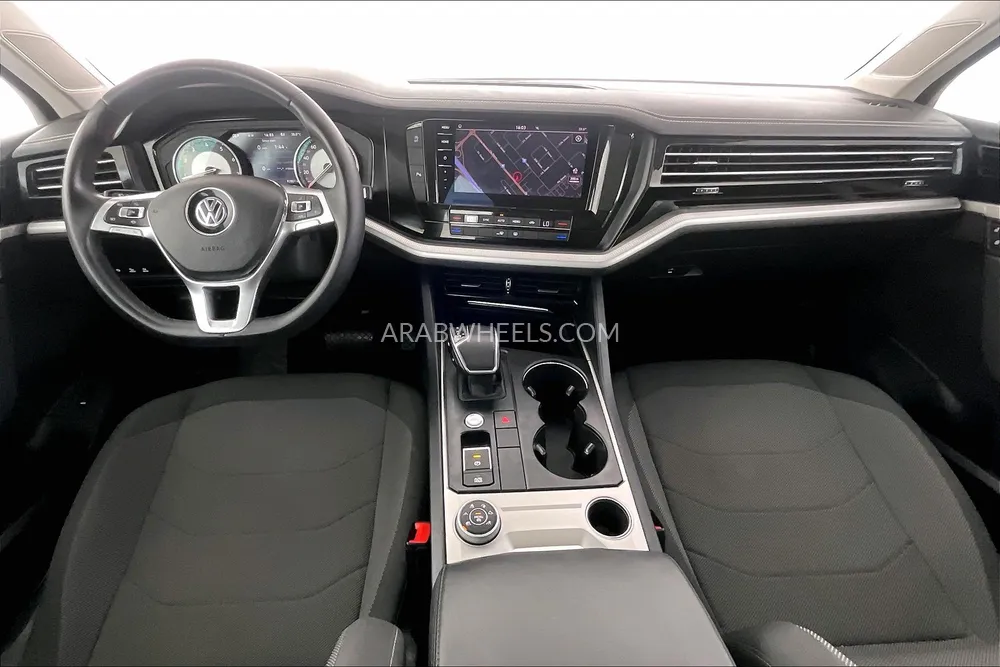 Volkswagen Touareg 2019 for Sale in Sharjah Image-26