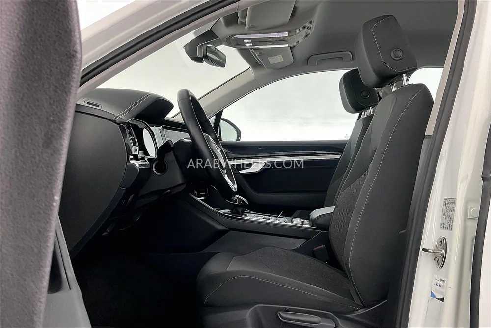 Volkswagen Touareg 2019 for Sale in Sharjah Image-32