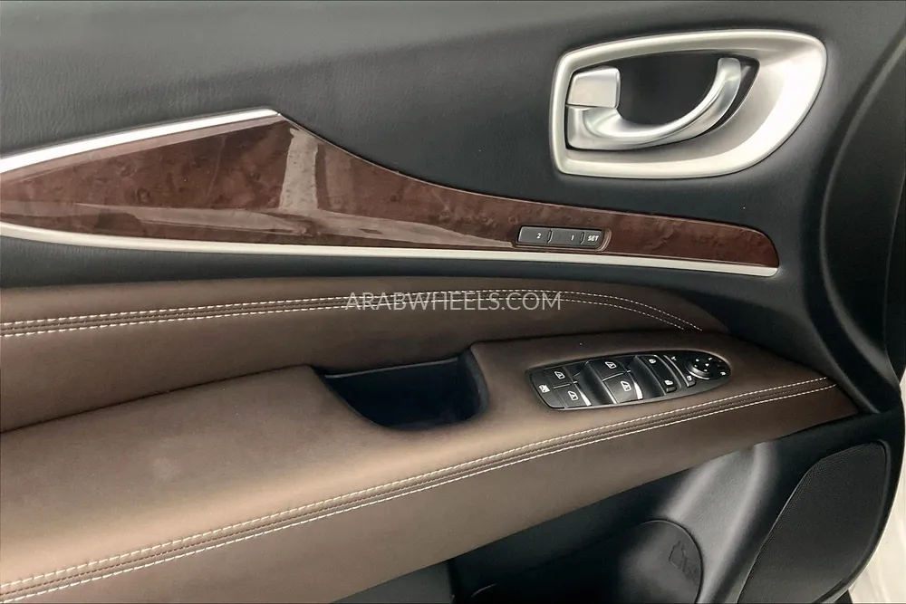 Infiniti QX60 2020 for Sale in Sharjah Image-27