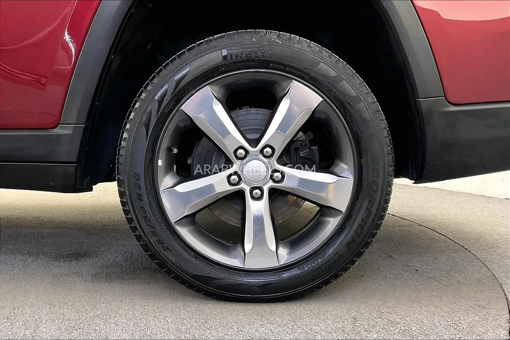 Jeep Cherokee 2022 for Sale in Sharjah Image-10