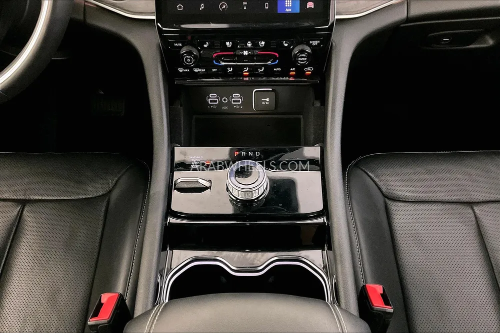 Jeep Cherokee 2022 for Sale in Sharjah Image-18