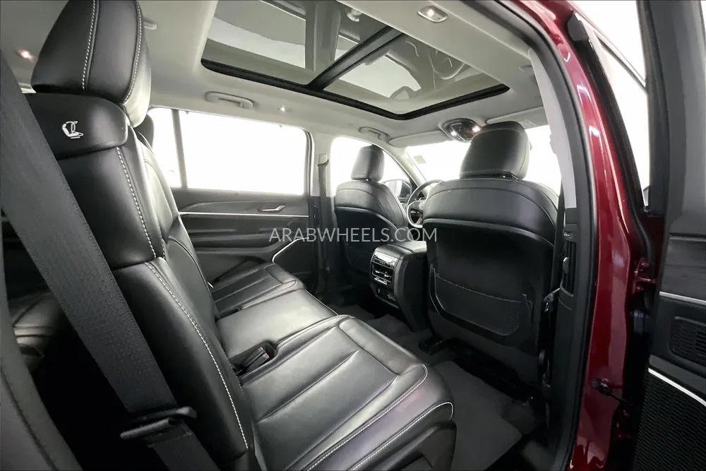 Jeep Cherokee 2022 for Sale in Sharjah Image-27