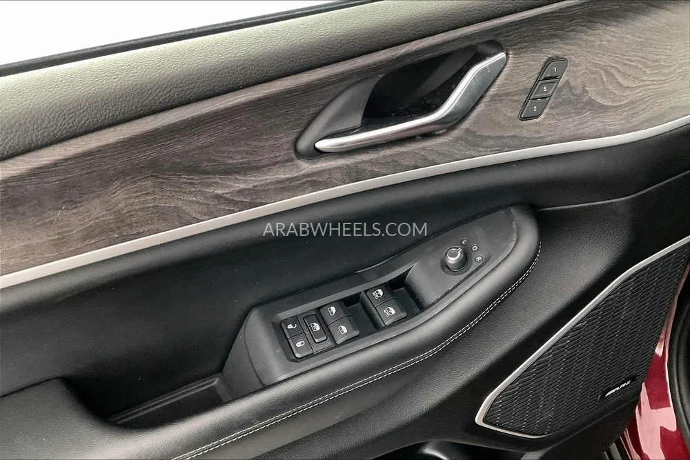 Jeep Cherokee 2022 for Sale in Sharjah Image-31