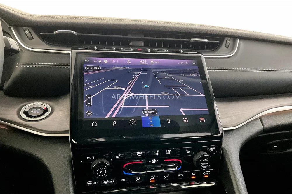 Jeep Cherokee 2022 for Sale in Sharjah Image-32