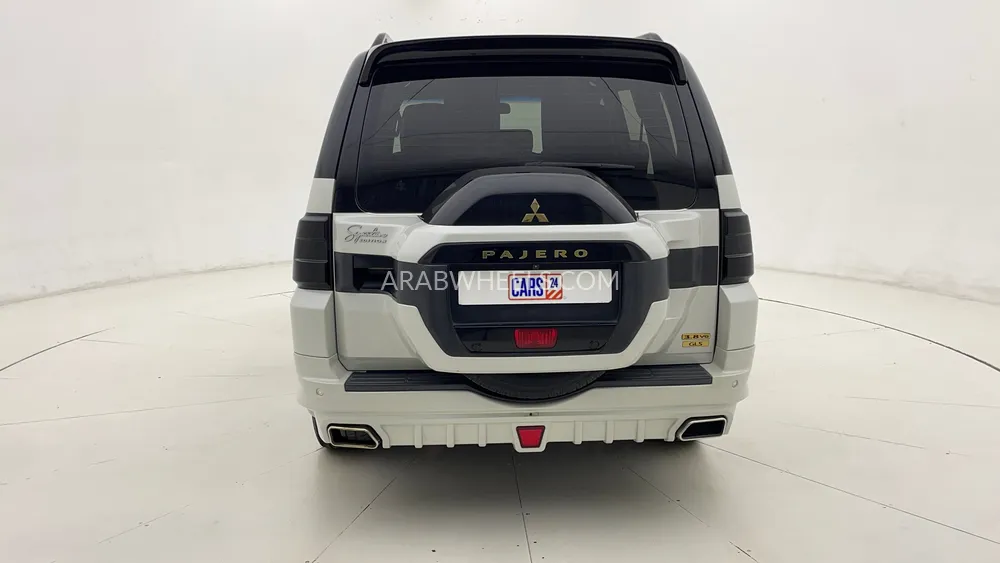 Mitsubishi Pajero 2020 for Sale in Dubai Image-4